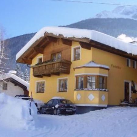Haus Carinthia Appartement Pettneu am Arlberg Buitenkant foto