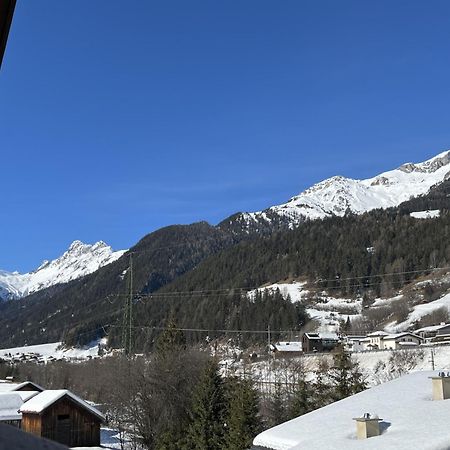 Haus Carinthia Appartement Pettneu am Arlberg Buitenkant foto
