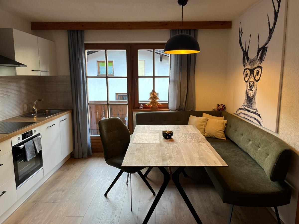 Haus Carinthia Appartement Pettneu am Arlberg Buitenkant foto