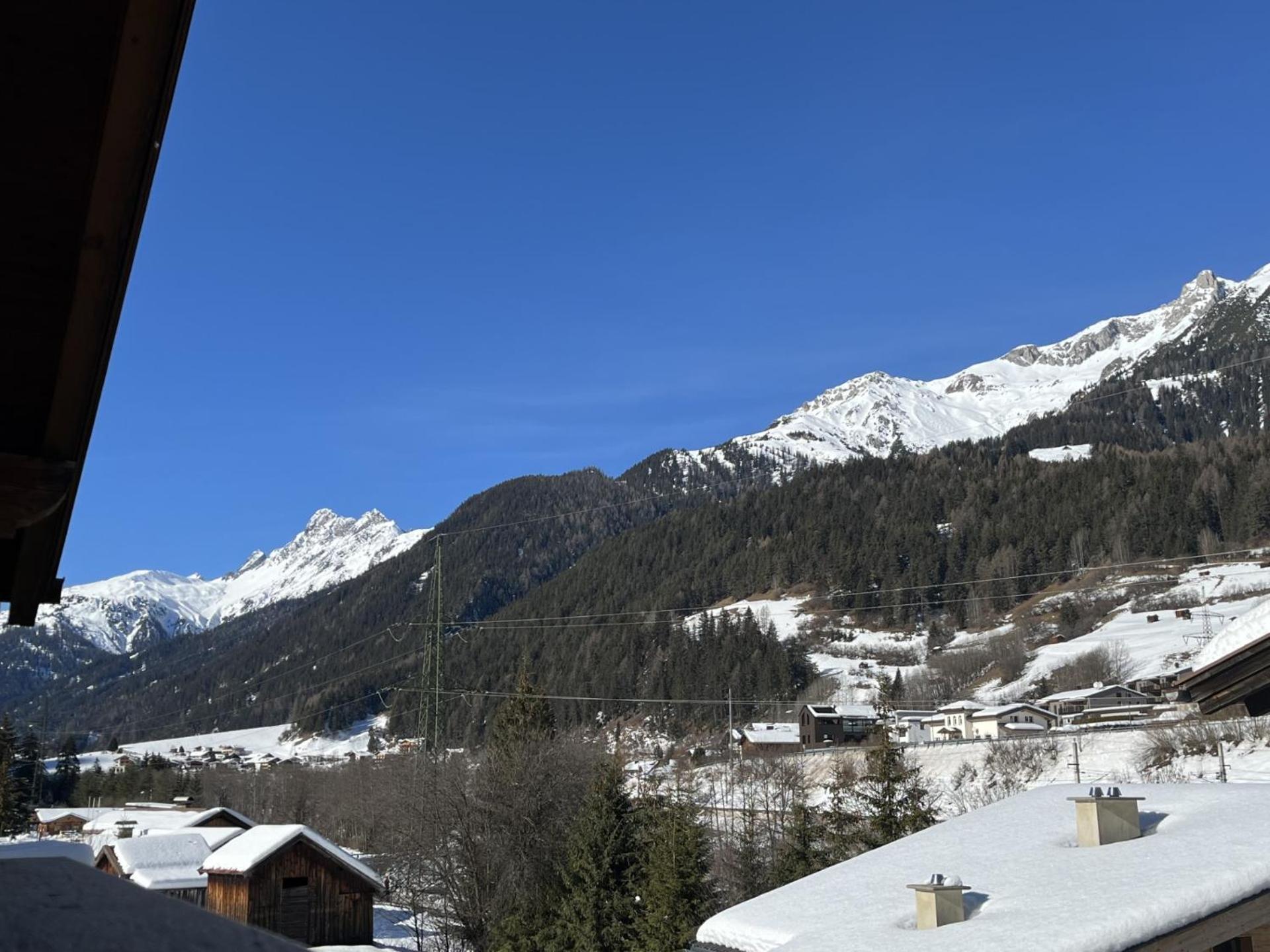 Haus Carinthia Appartement Pettneu am Arlberg Buitenkant foto