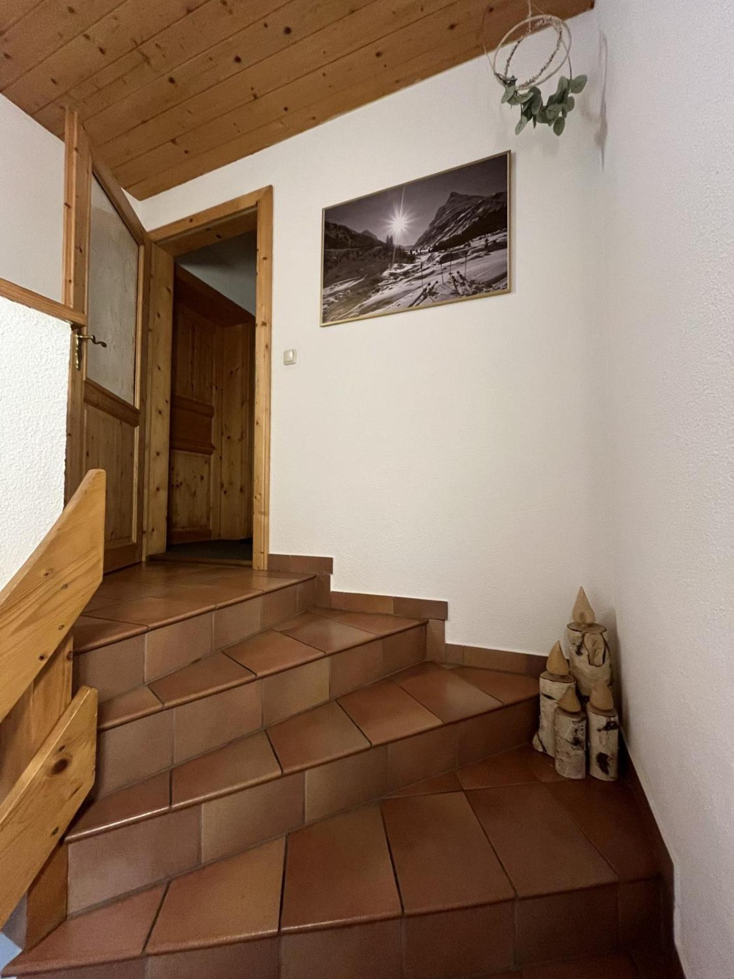 Haus Carinthia Appartement Pettneu am Arlberg Buitenkant foto
