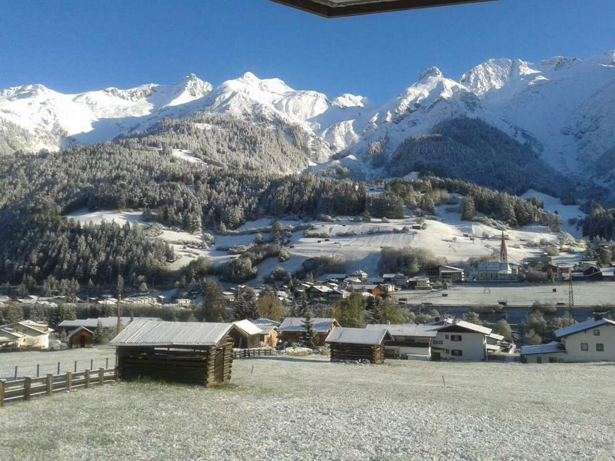 Haus Carinthia Appartement Pettneu am Arlberg Buitenkant foto